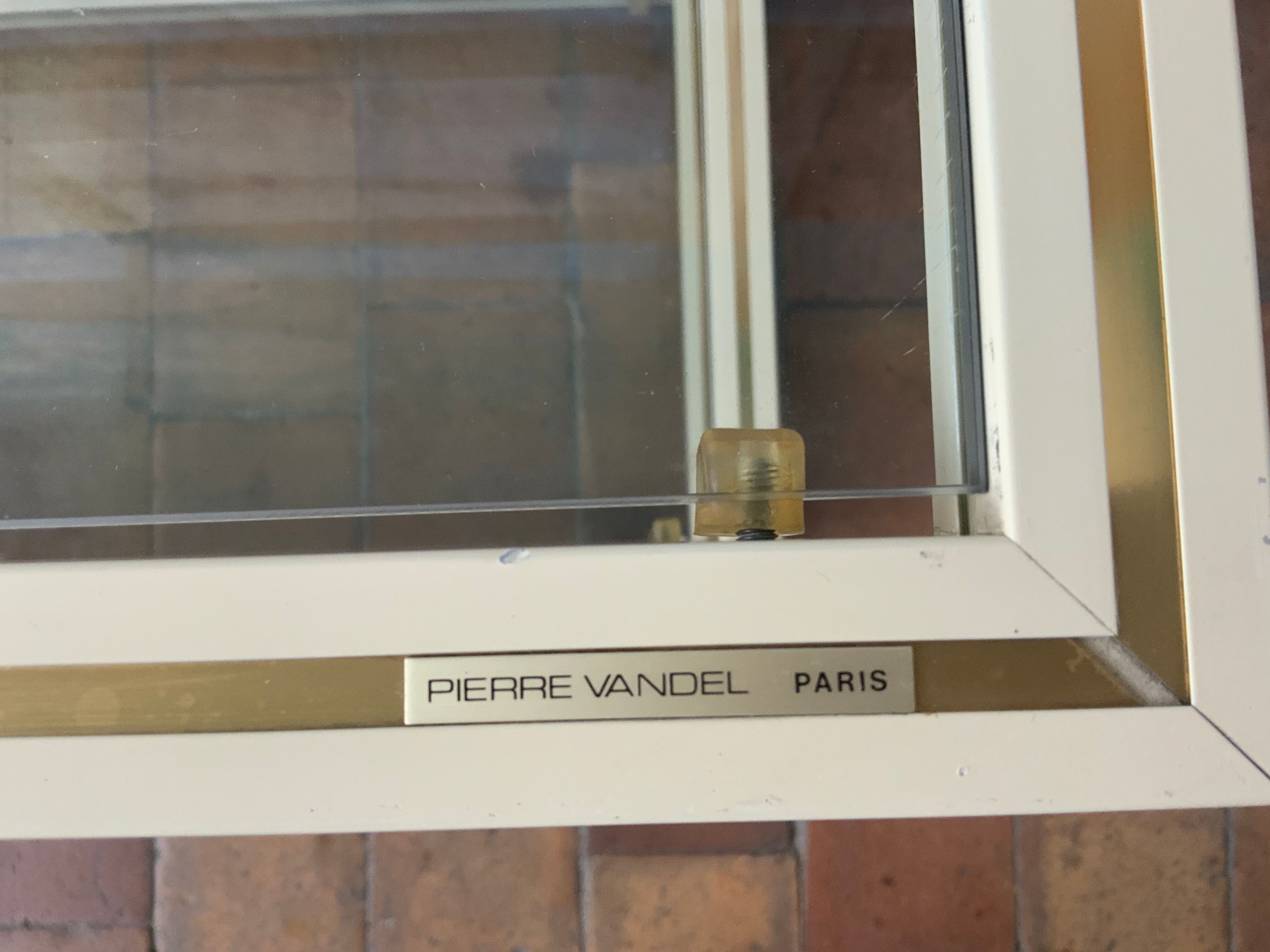 Desserte Pierre Vandel