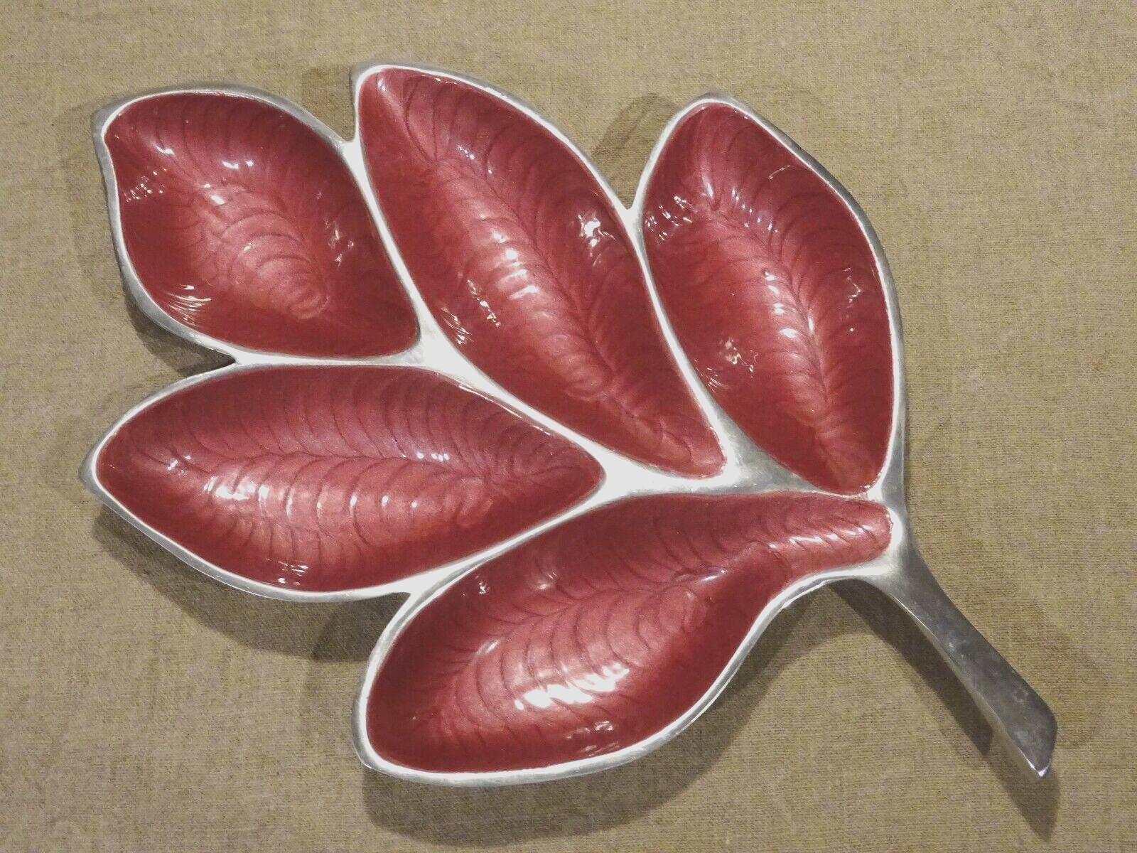 Designer centerpiece in enameled aluminum length 40.7 cm