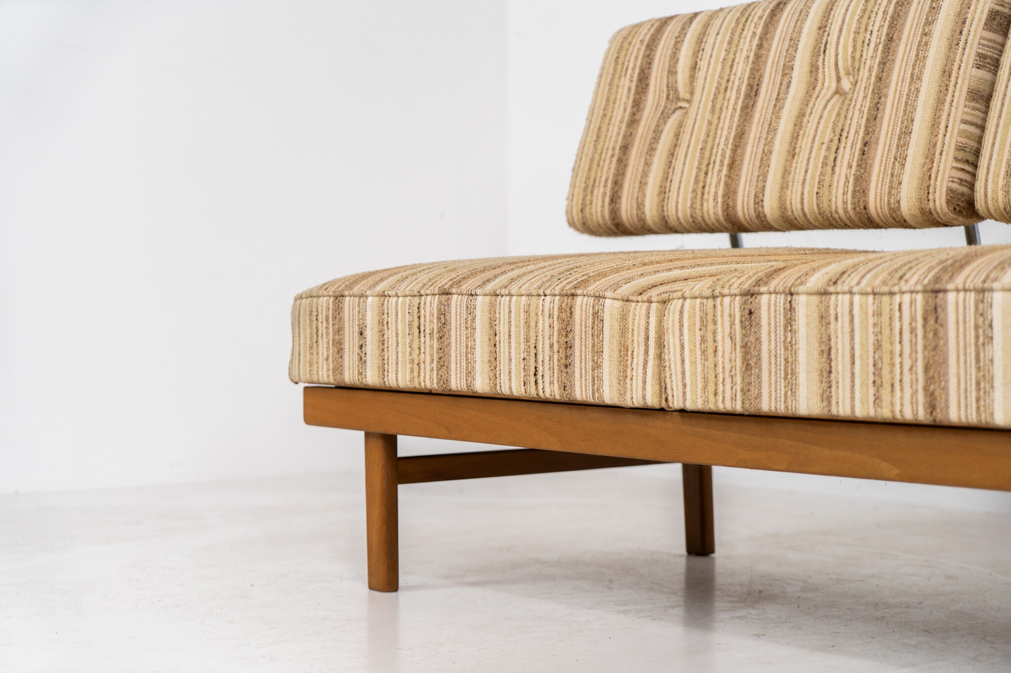 Lit de jour "Stella" par Wilhelm Knoll