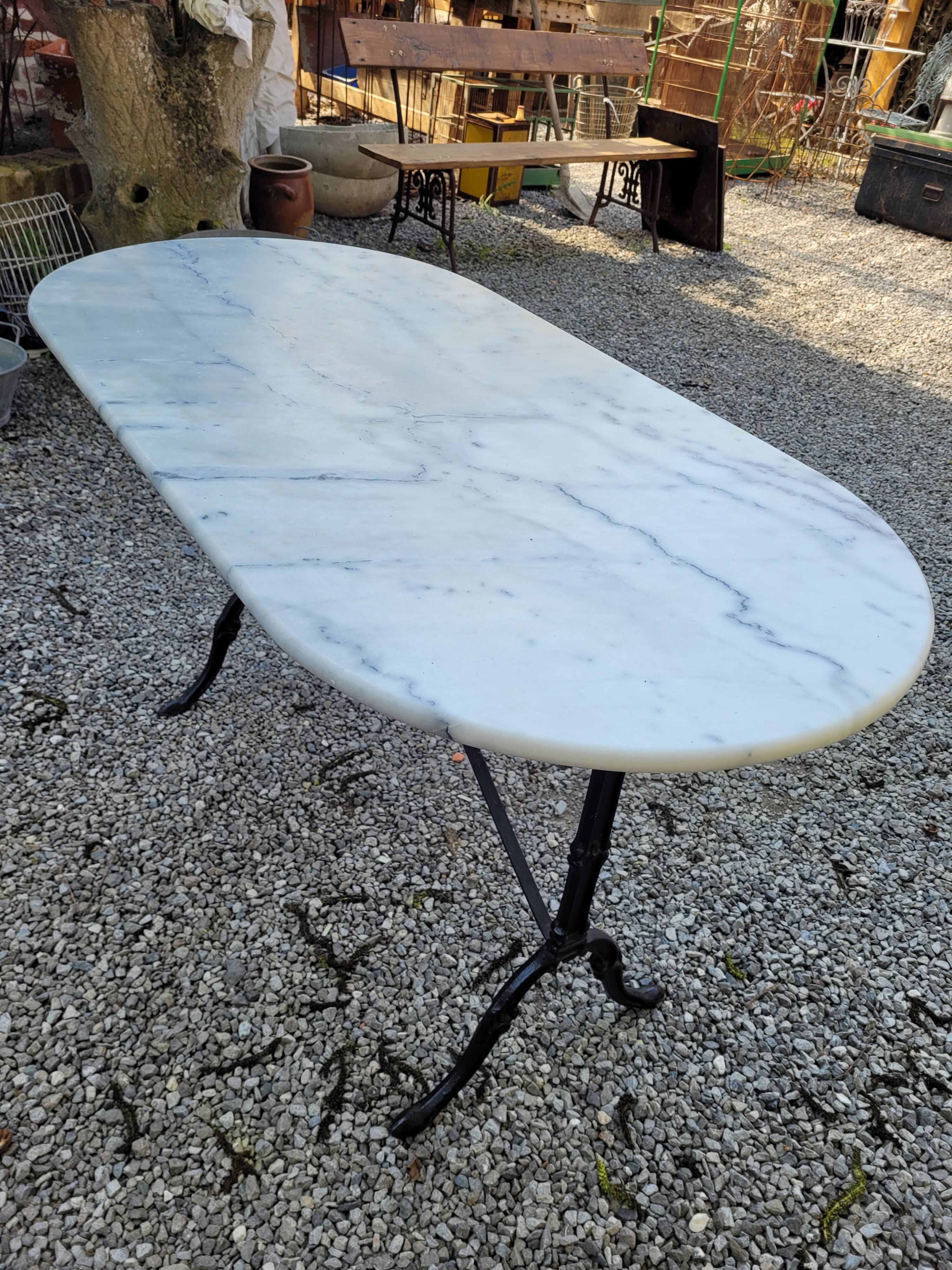 Table de bistrot marbre