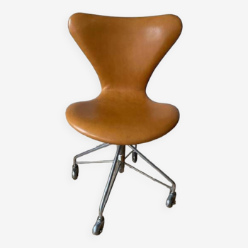 Jacobsen office chair