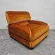 Fauteuil Mid-Century Modern en velours par Zev & Zev
