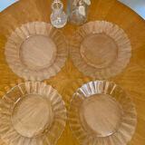 Lot de quatre assiettes Marguerite vintage Duralex