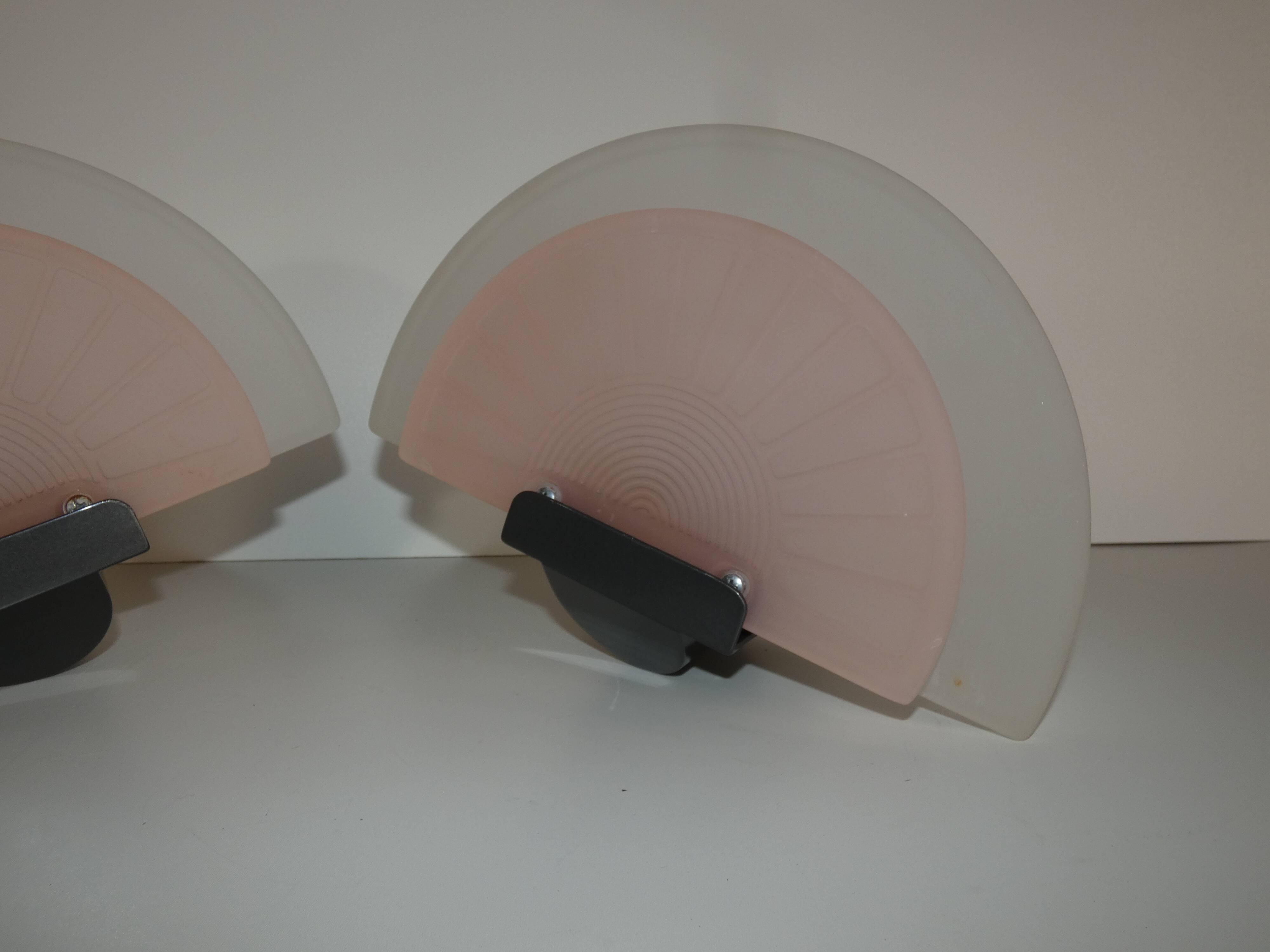 Pair appliques glass metal half-moon diva Enzio Didone arteluce circa 1980