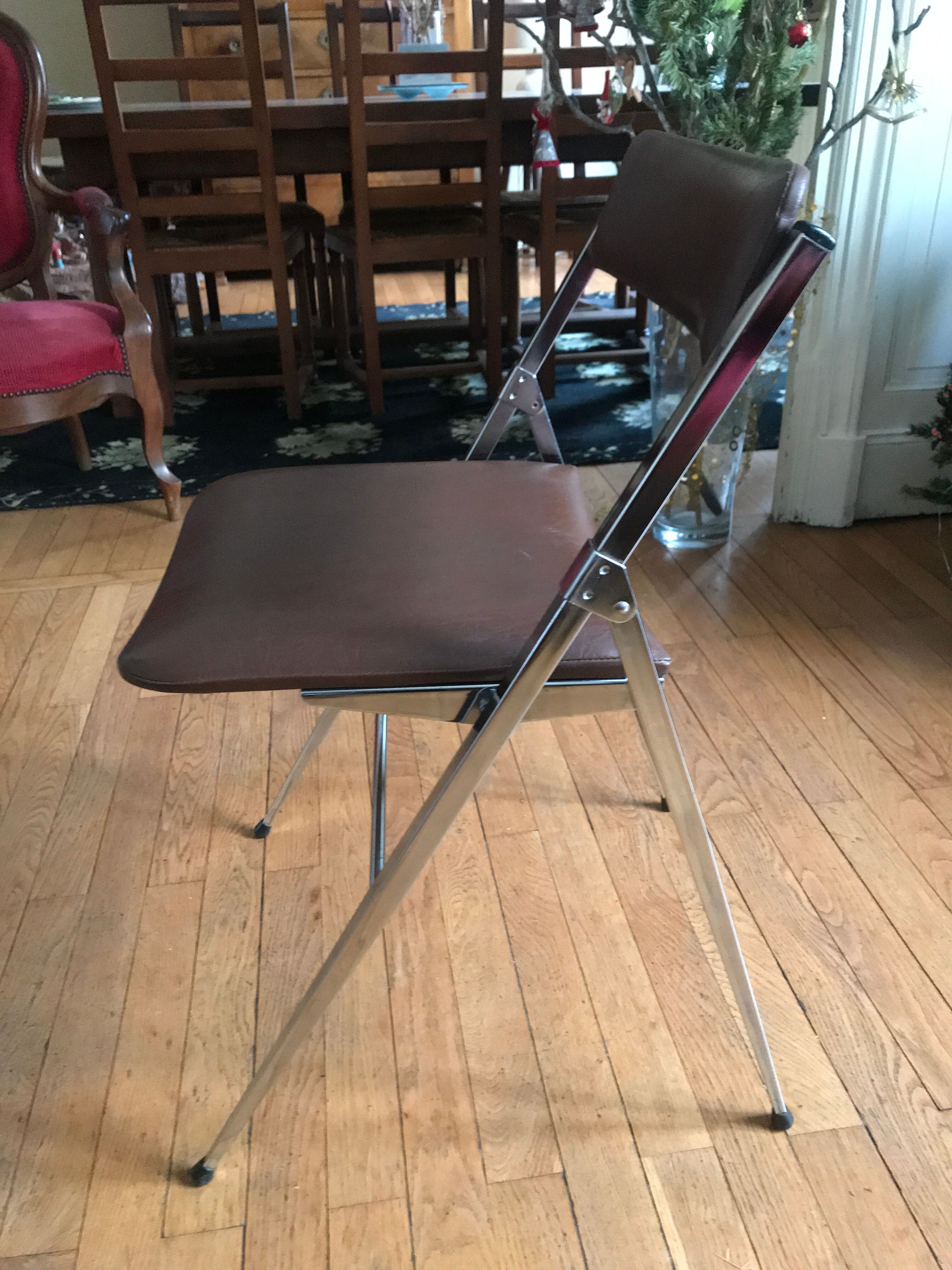 Chrome metal chairs and skaï from the 70s