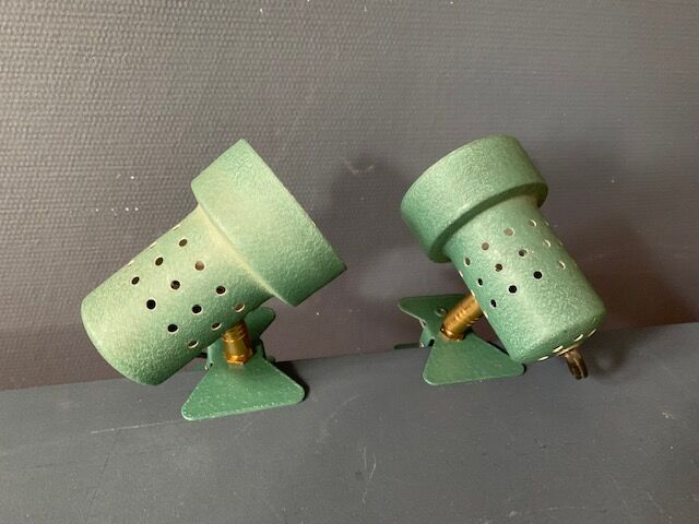 Spotlight clip 50s metal green bottle