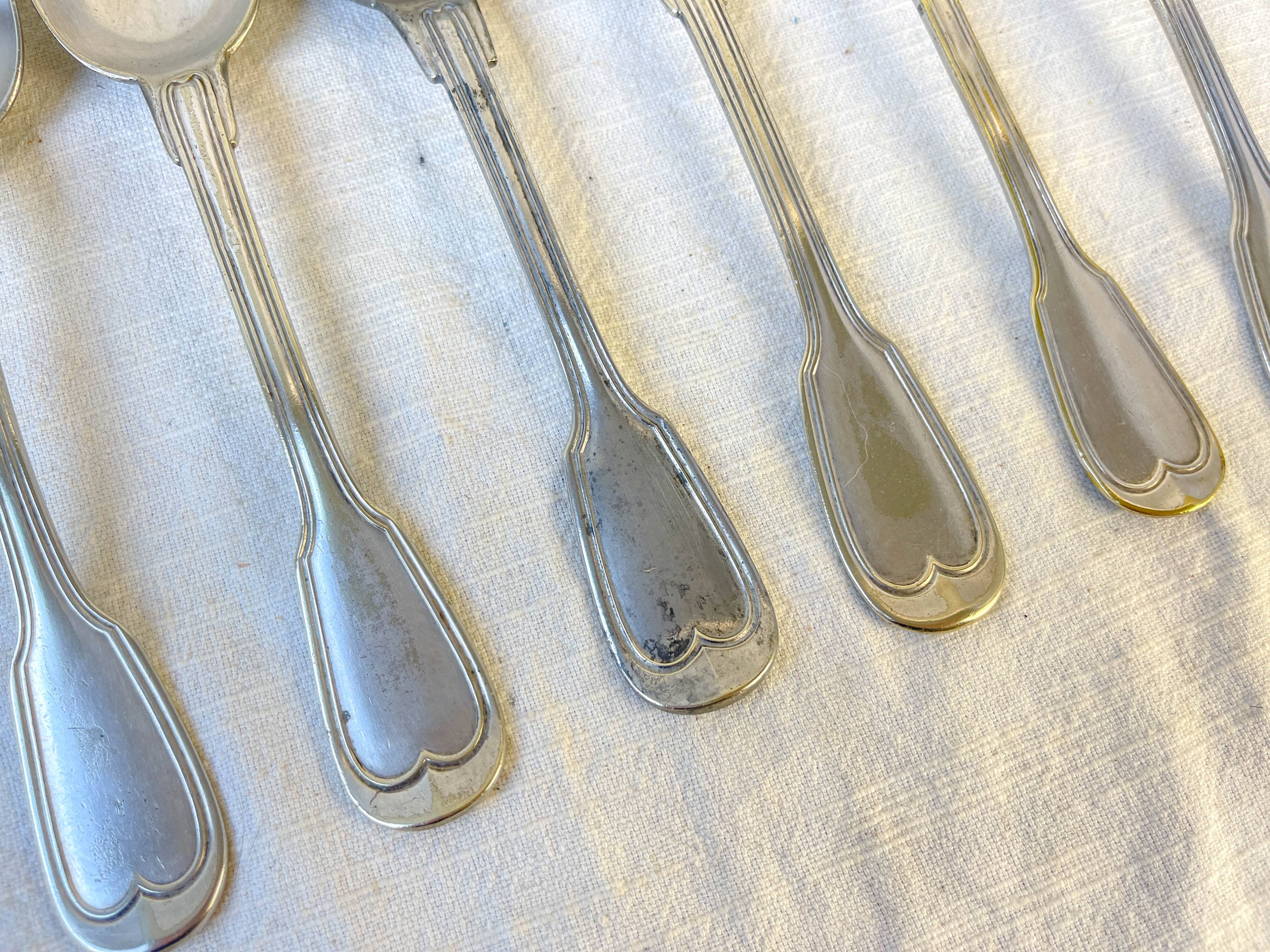 Set of 8 vintage silver plated soup spoons