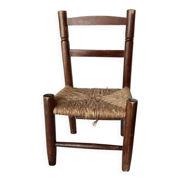 Chaise enfant vintage en bois foncé et assise en paille tressée