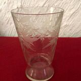 Vase en cristal taillé