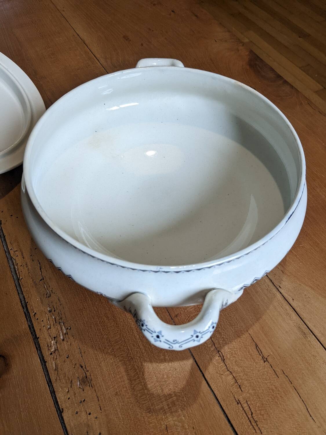 Russia Gien Soup Tureen