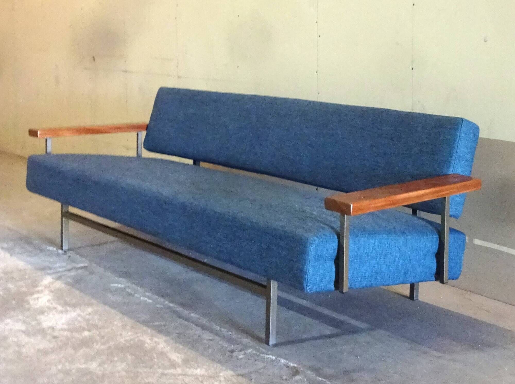 Early Edition Dutch Design 3-Seater Sofa / Daybed Model Lotus by Rob Parry