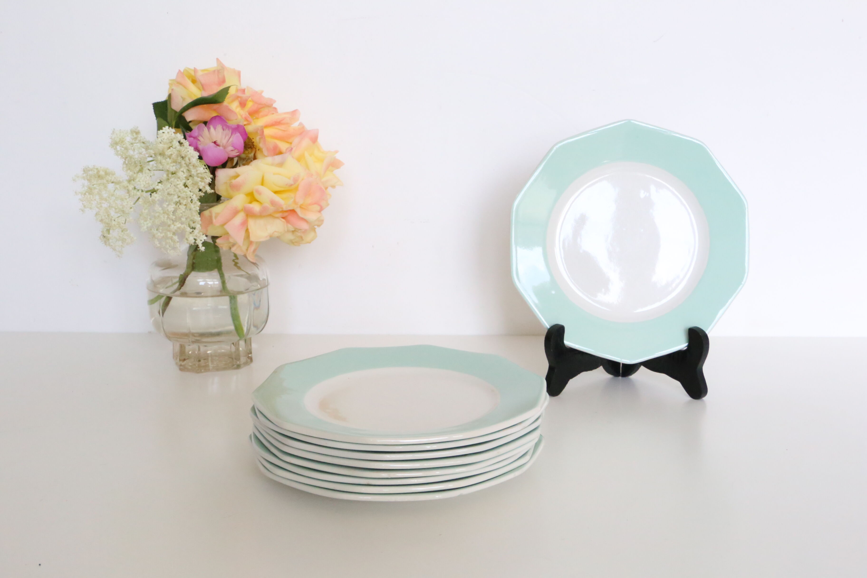 Ensemble de 9 assiettes à dessert décagonales vert mint