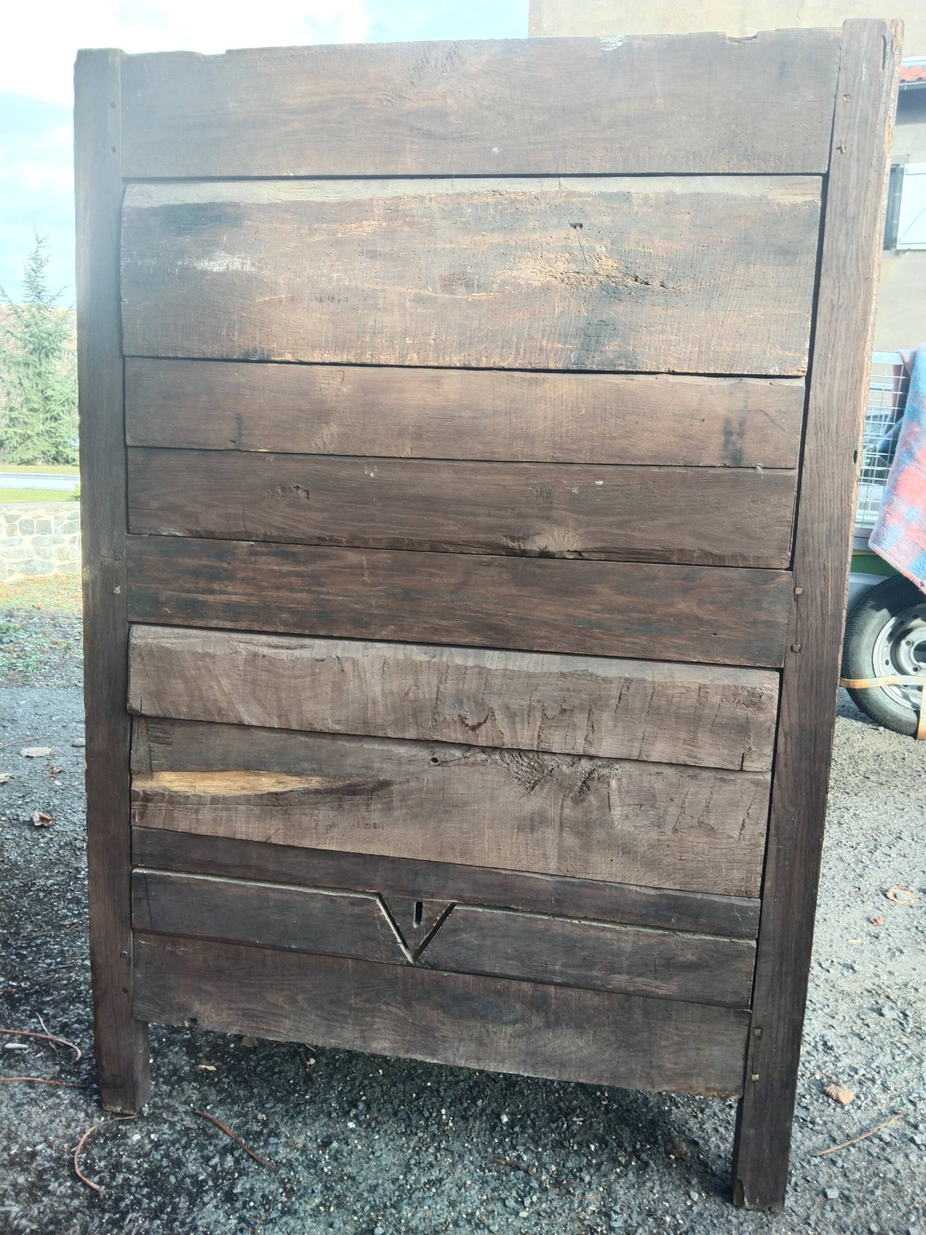 Auvergne wardrobe 18th century