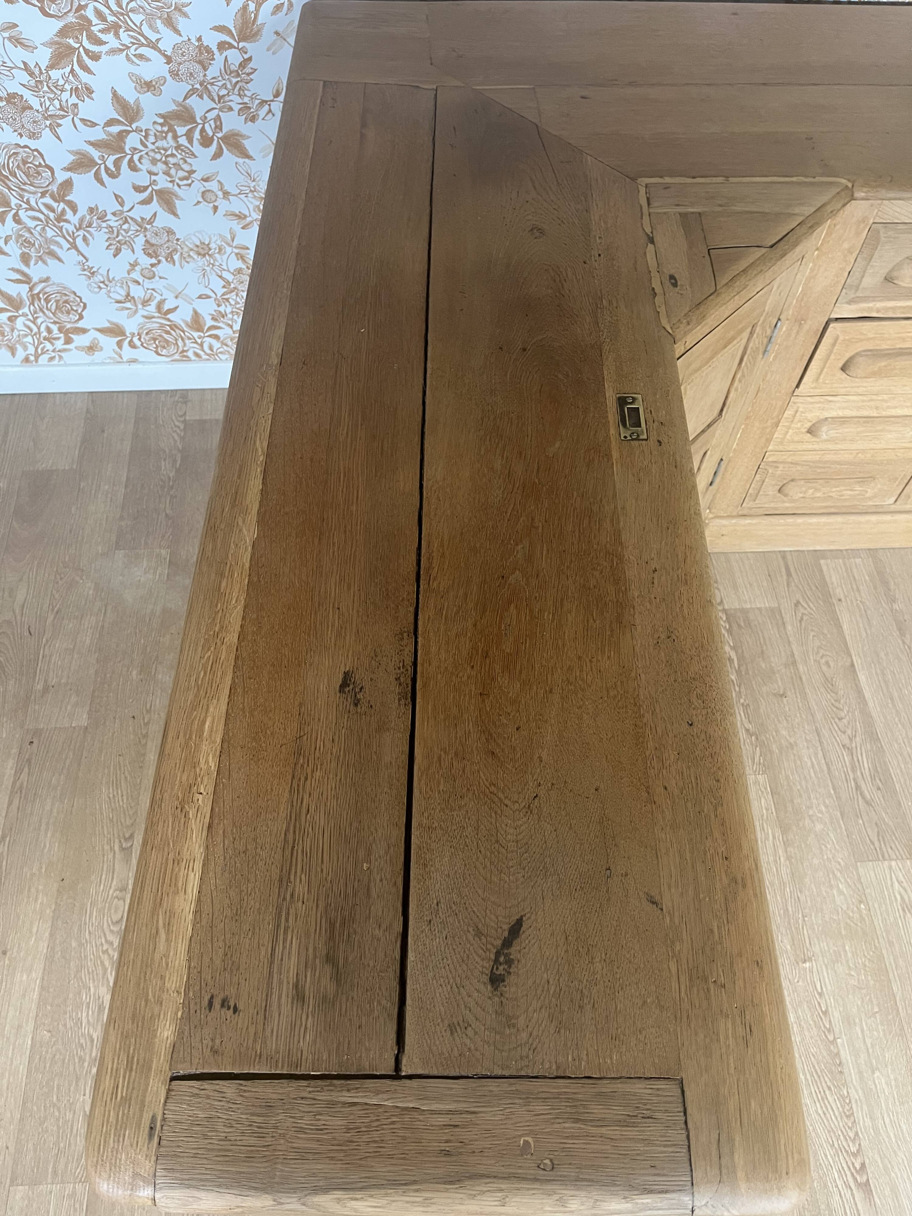 Corner craft furniture