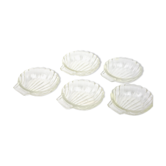 Lot of 5 cups in the shape of a clear glass shell