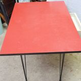Table de cuisine formica ,pieds eiffel