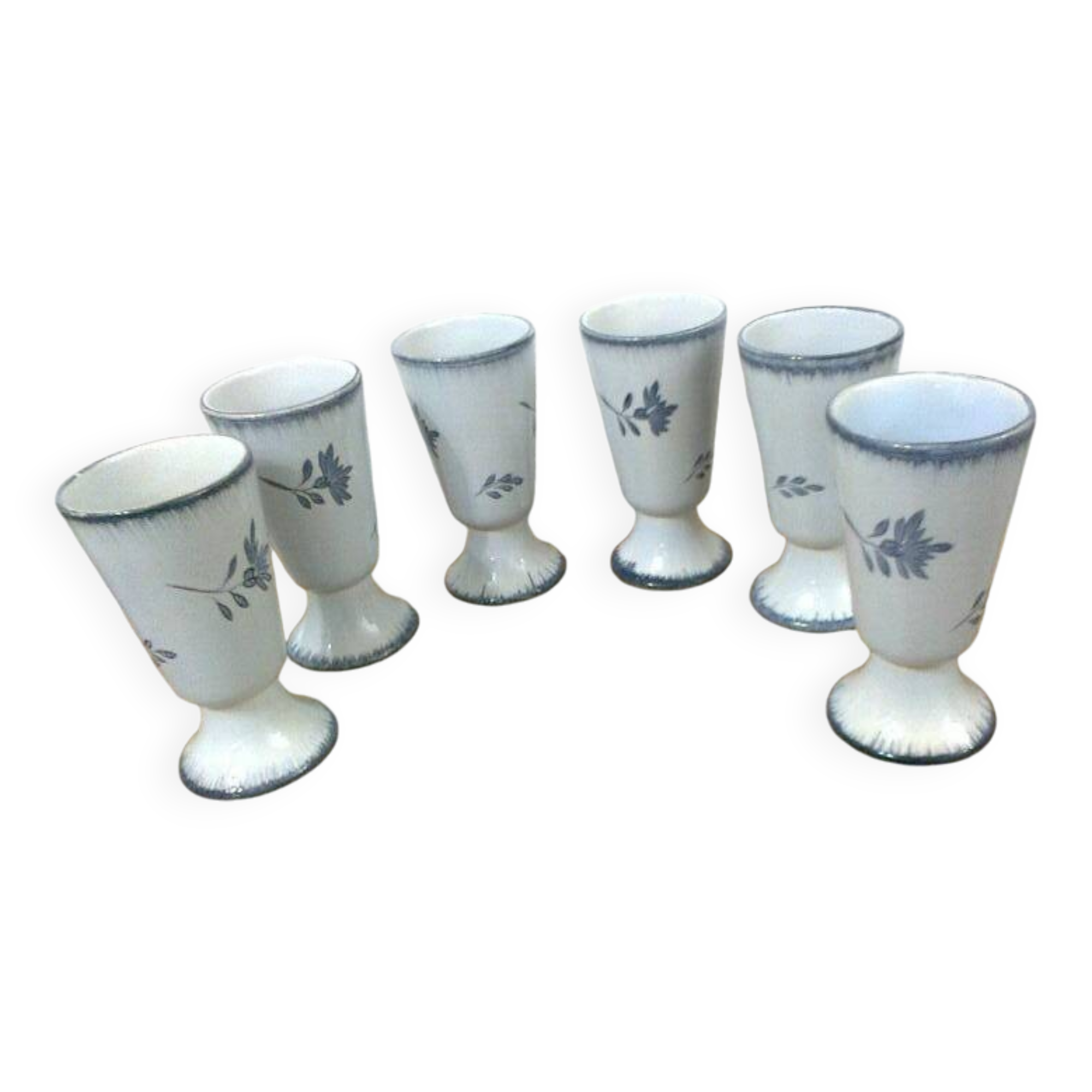 Set of 6 mazagrans with plant motif (carnations) blue-gray on white background