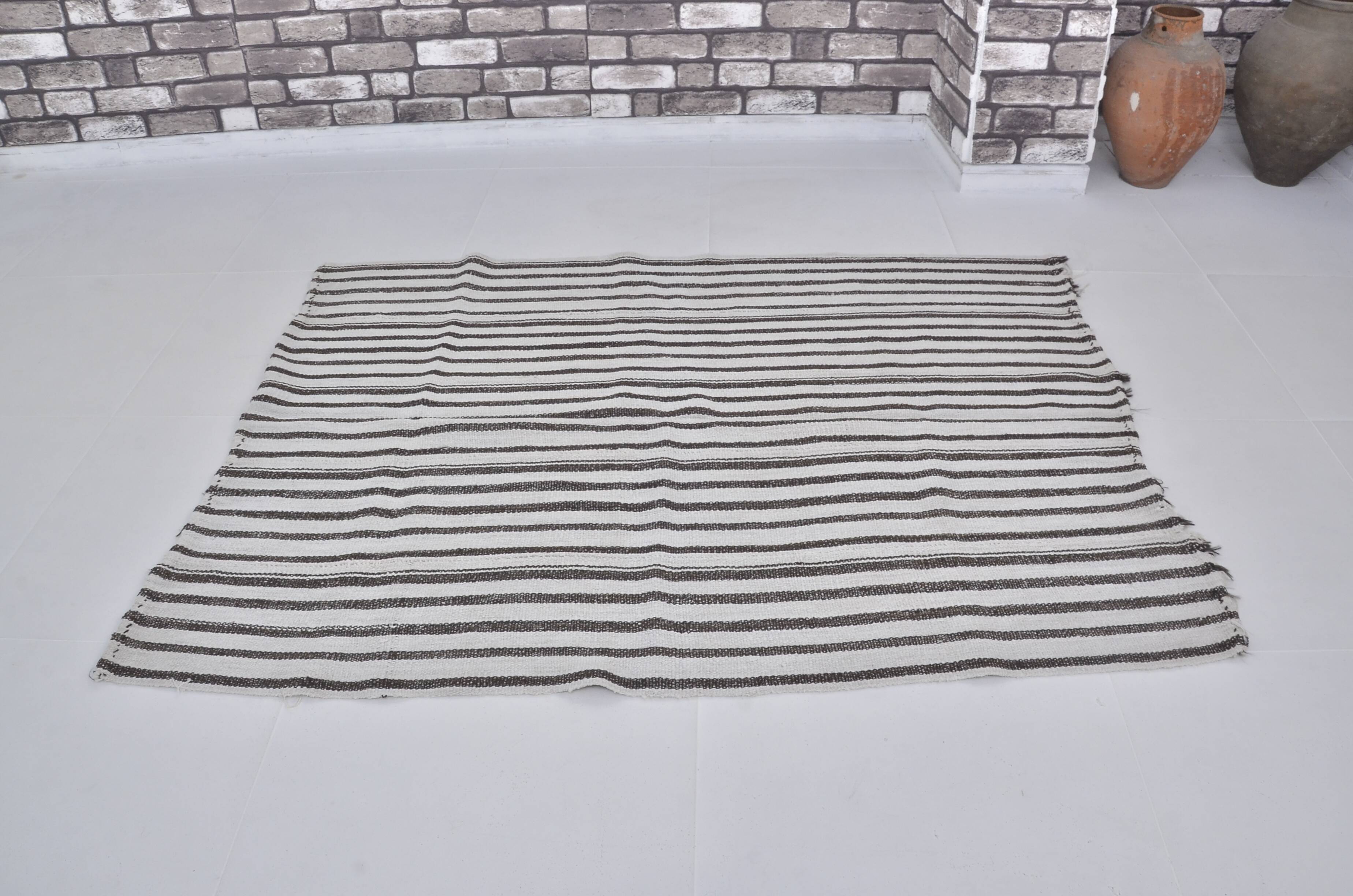 Neutral Vintage Oushak Hemp Kilim sku 3725