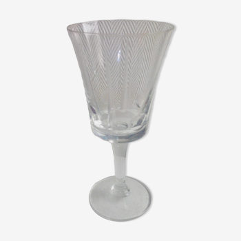 Verre a eau ancien en cristal de Baccarat modele art deco ht 16,5 cm