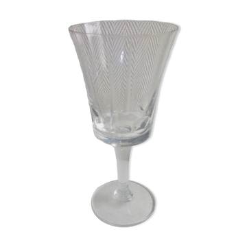 Verre a eau ancien en cristal de Baccarat modele art deco ht 16,5 cm