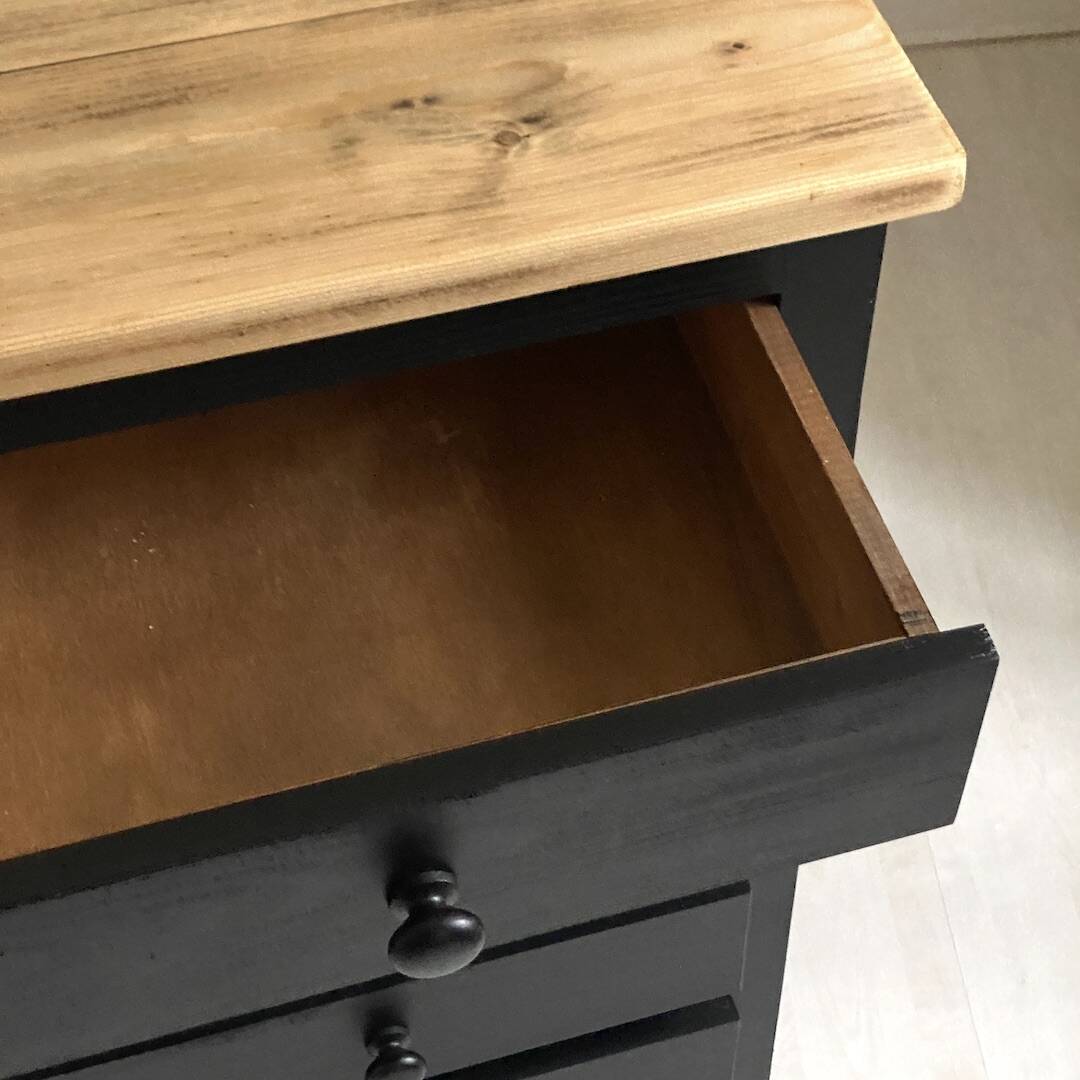 Small vintage 50's chest of drawers