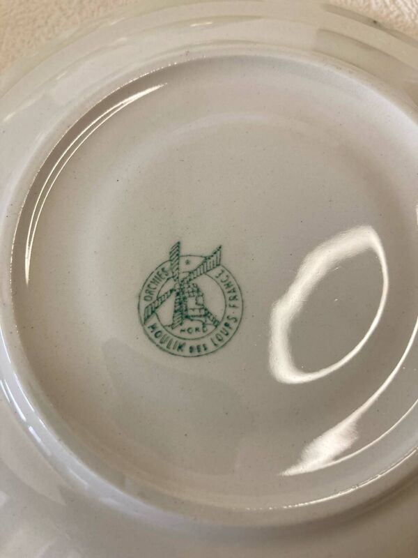 Tasses et sous-tasses jaune et blanc liserés dorés Moulin des loups