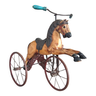 Tricycle cheval en bois et métal