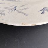 Assiette plate  ou plat de service en faïence Creil et Montereau , modèle Linotte