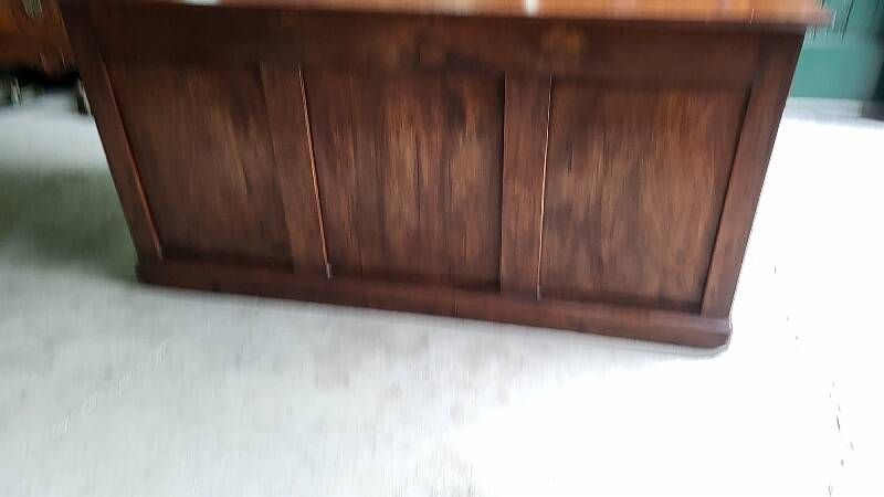 BUREAU A 9 TIROIRS EN NOYER 1900