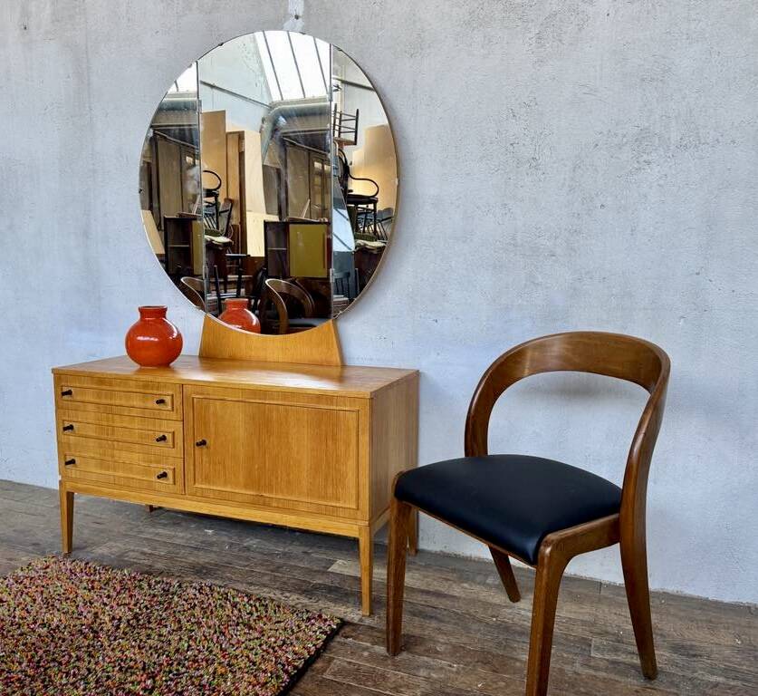 Vintage light wood dressing table and toilet sideboard