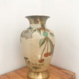 Vase en laiton - motif floral