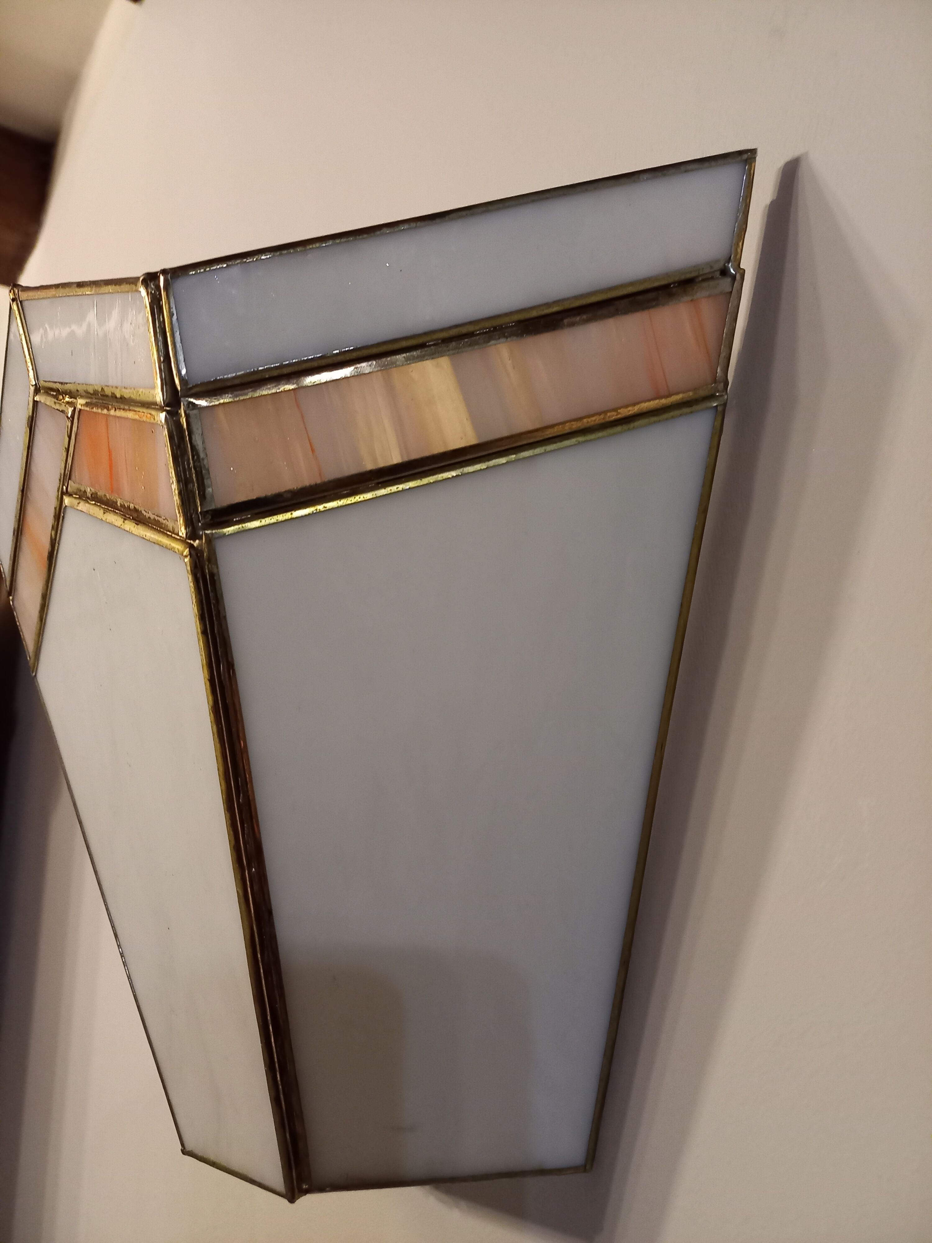 Stained glass wall lamp