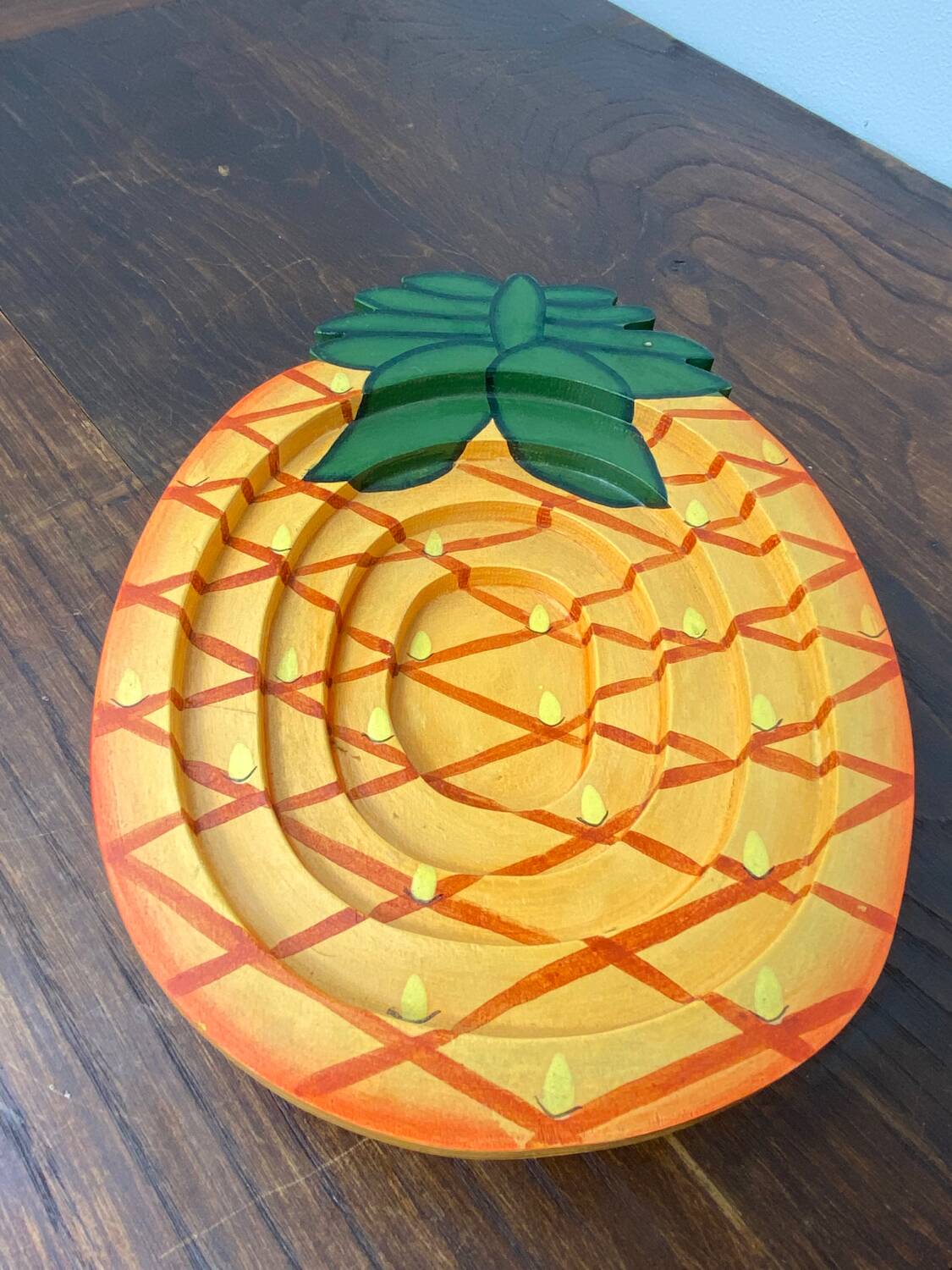 Pineapple and strawberry wooden trays