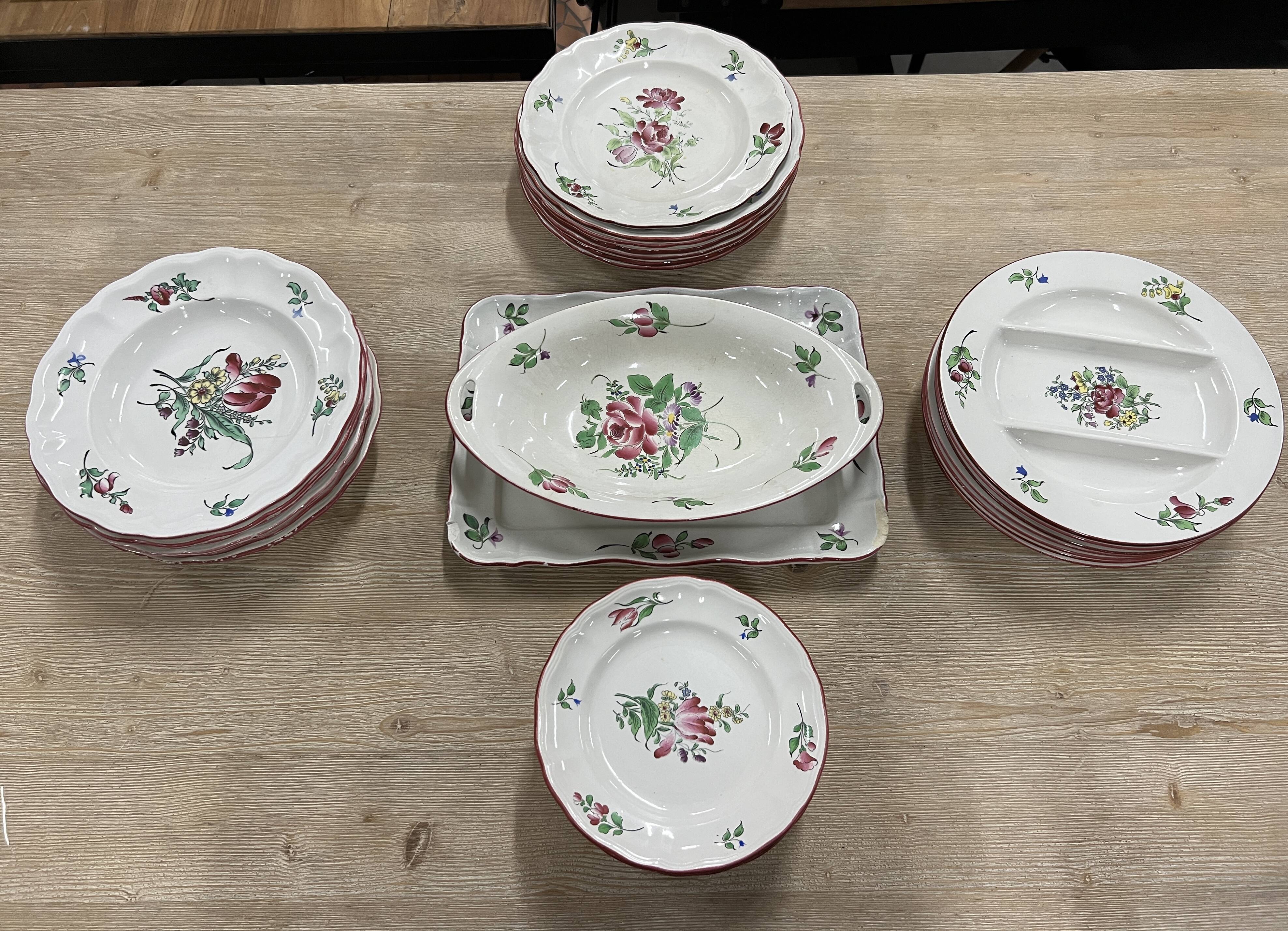 Service 36 pieces in half-porcelain of Luneville