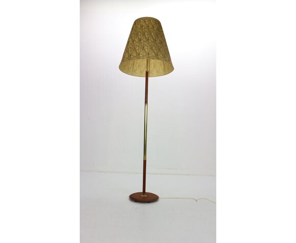 Danish Mid Century Modern Teak And Brass Floor Lamp 1950s Selency Danish Mid Century Modern Teak And, Mid Century Modern Floor Lamp With Table