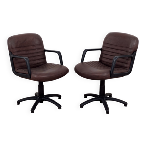 Paire de fauteuils pivotants - made
