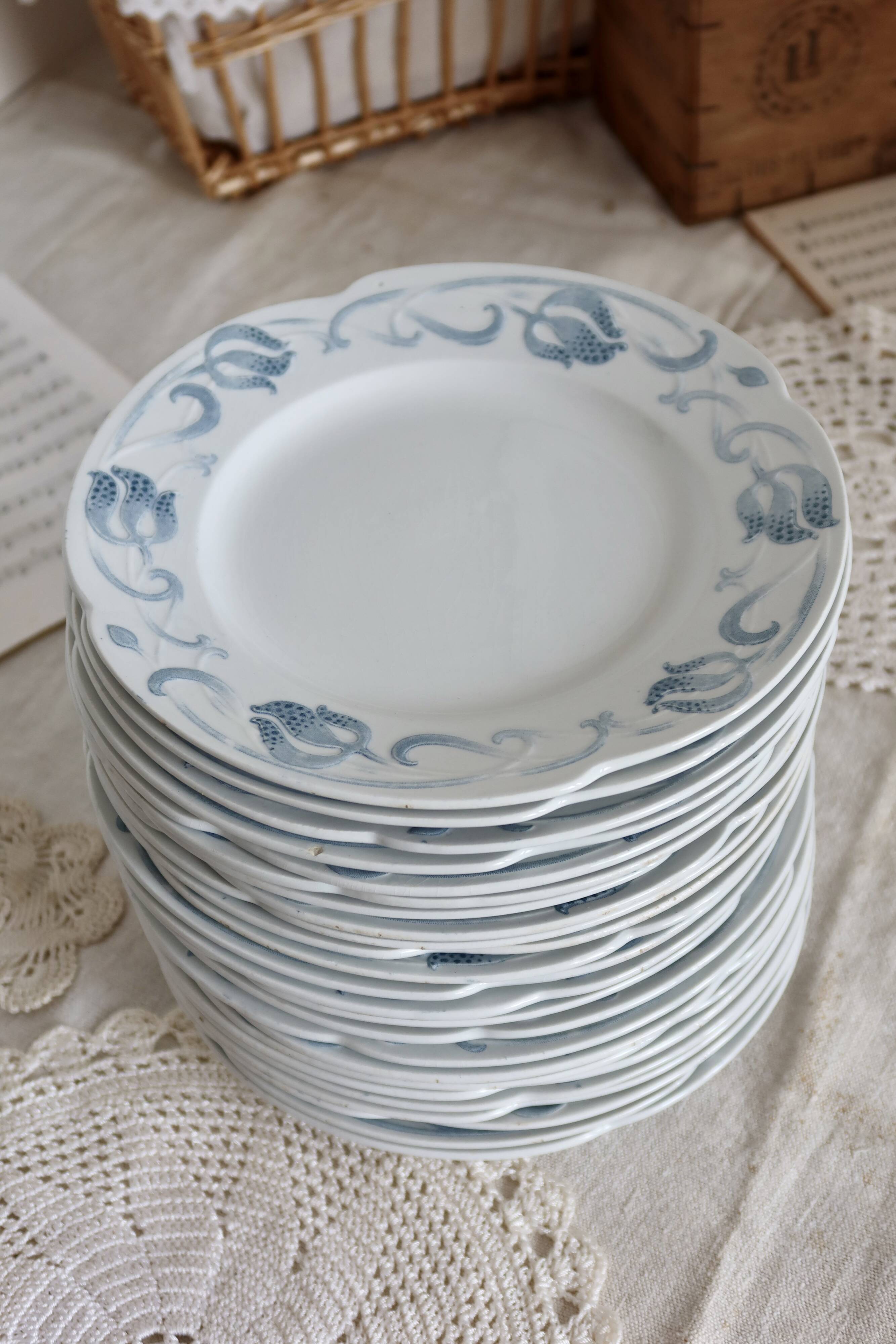 6 assiettes à dessert - Service antique de vaisselle 82 pièces faïence Sarreguemines style Art Nouve
