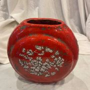 Vase rouge