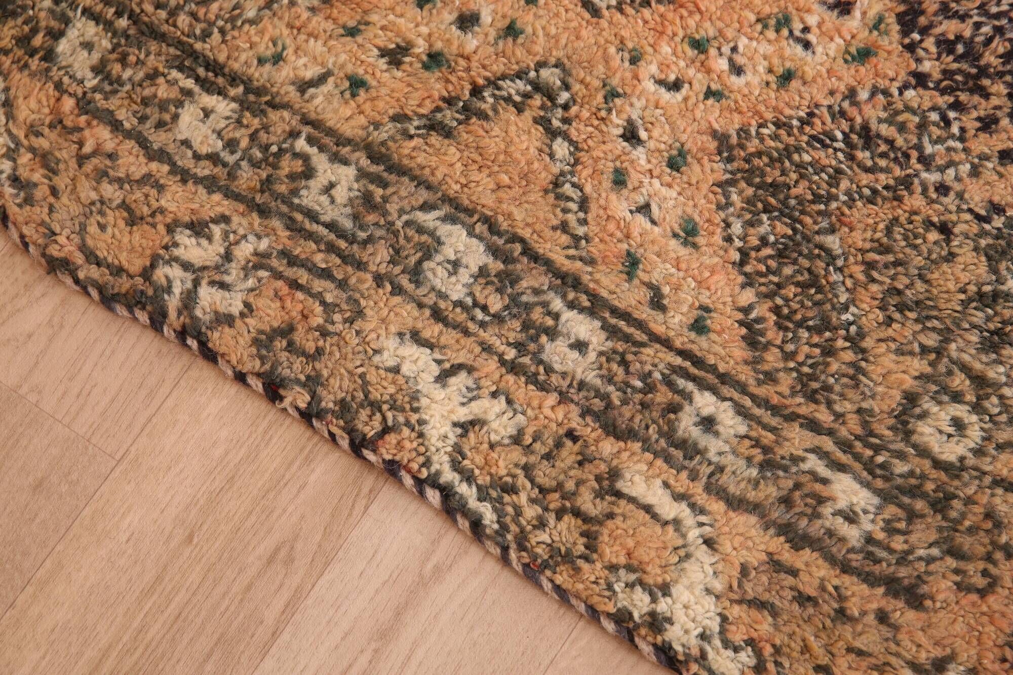 Peach Vintage Moroccan Rug 142 x 248 cm, Berber Wool Rug Handmade, Boho Rug