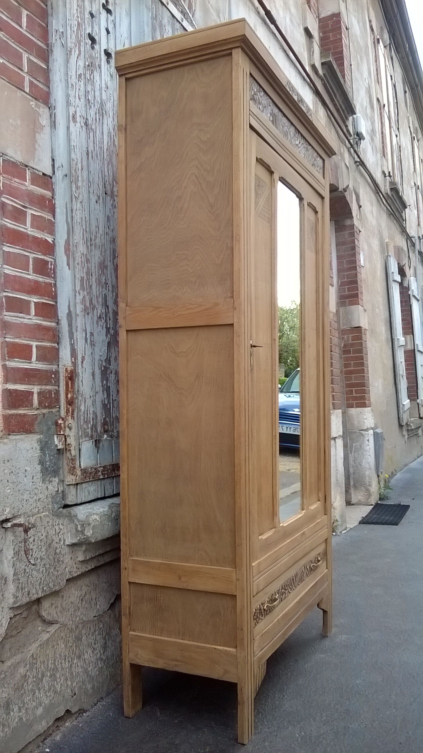 Raw Parisian wardrobe year 30