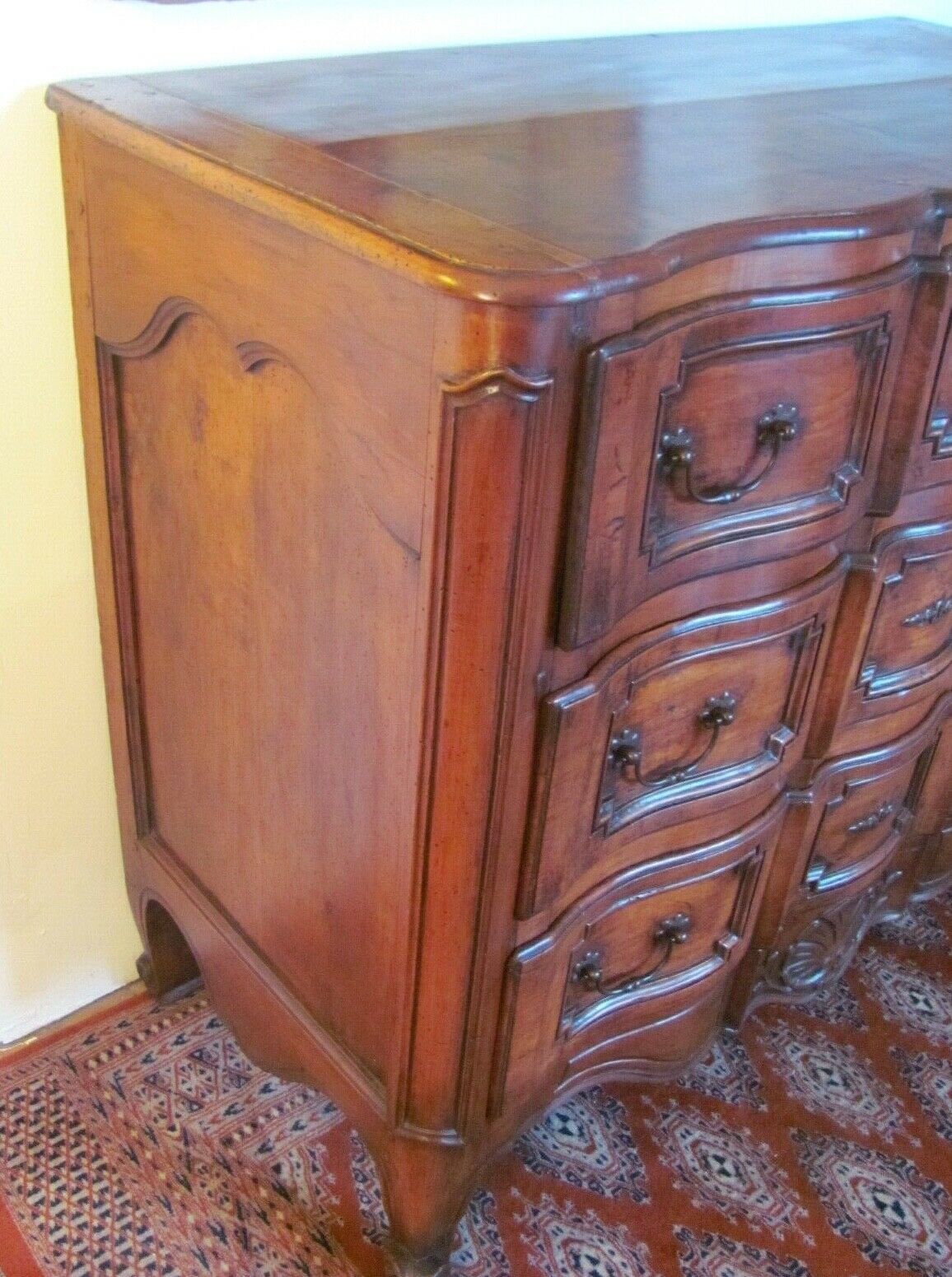 18th century crossbow chest of drawers - Louis XV period