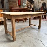 Oak country table