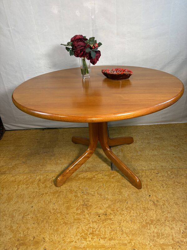 Table à manger danoise ronde en teck, vers 1960