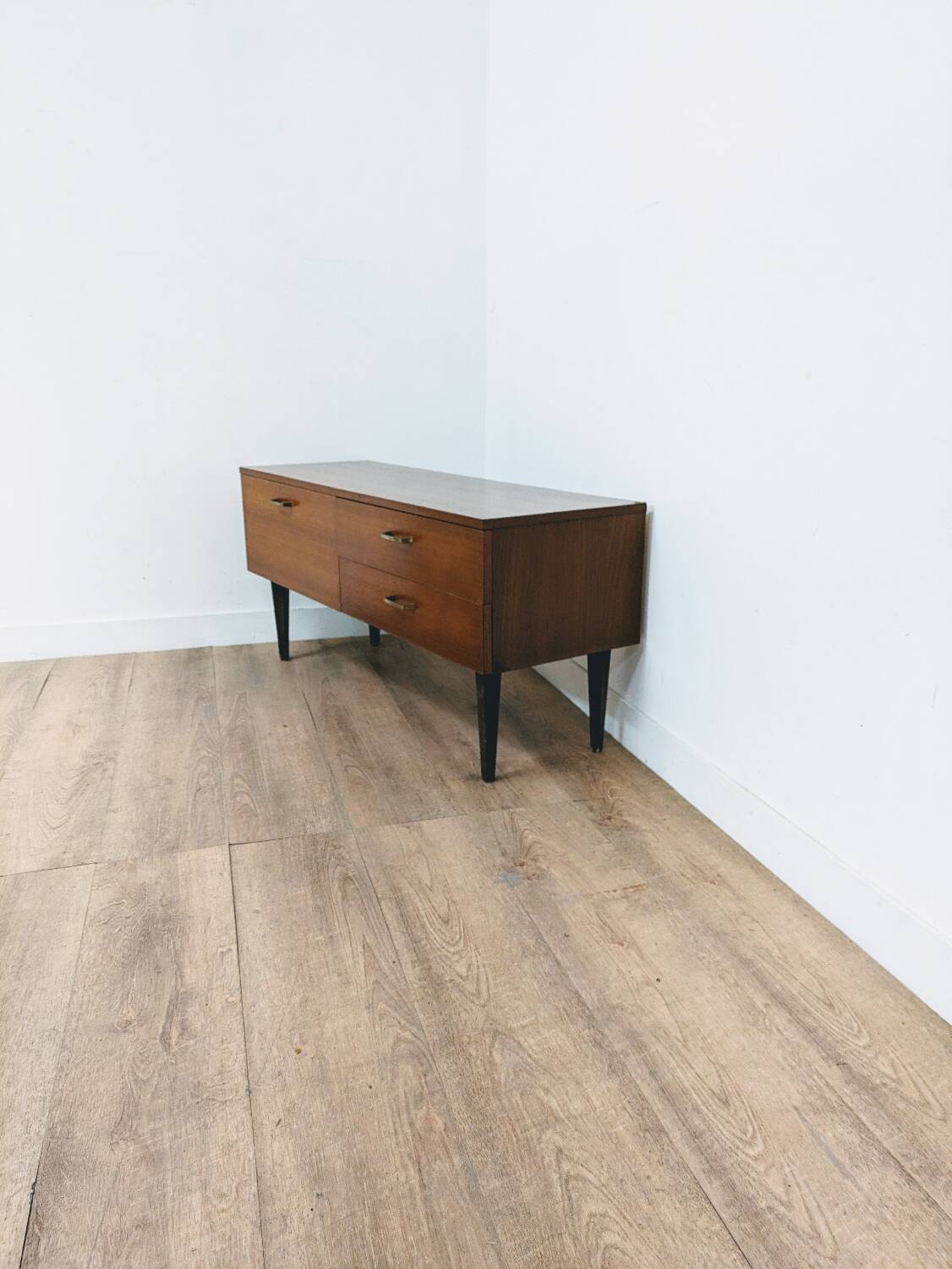 Vintage wooden sideboard / hi-fi TV storage unit