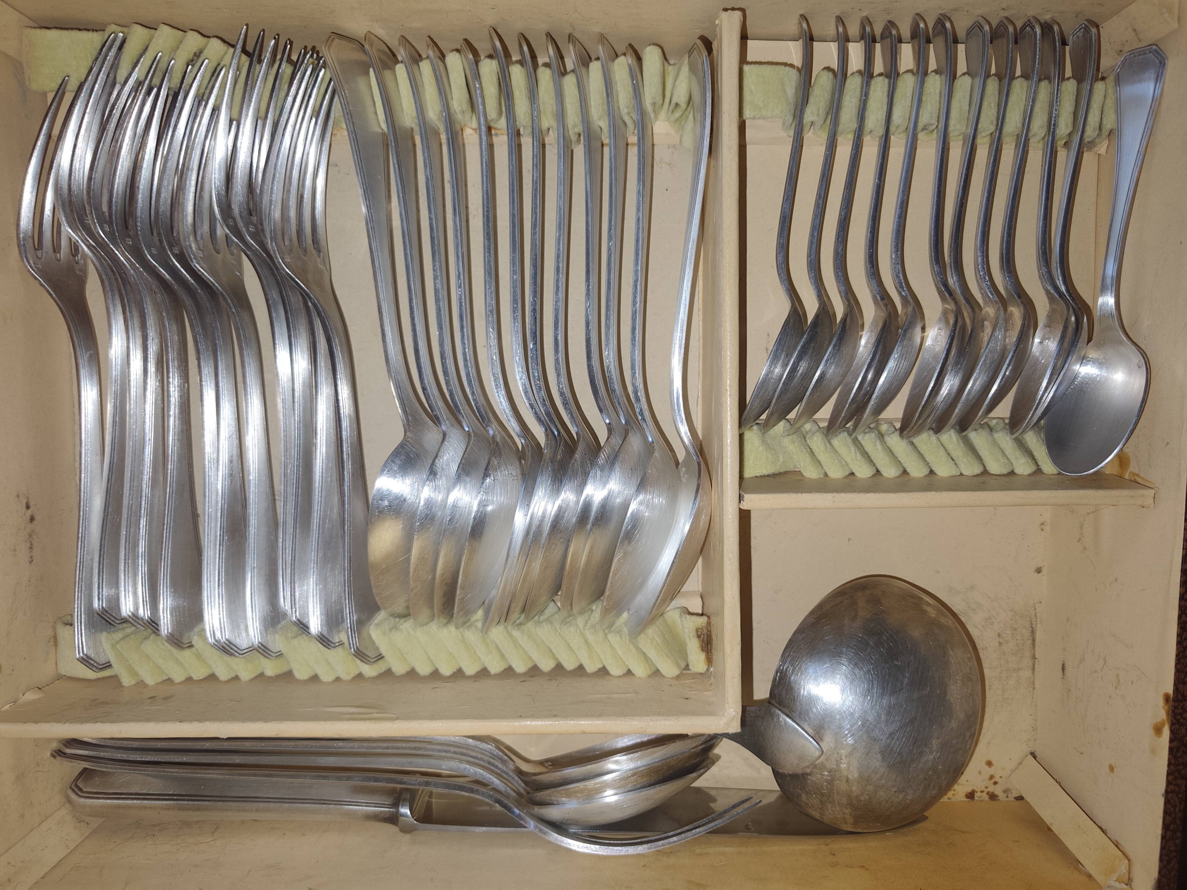 Christofle cutlery set model America