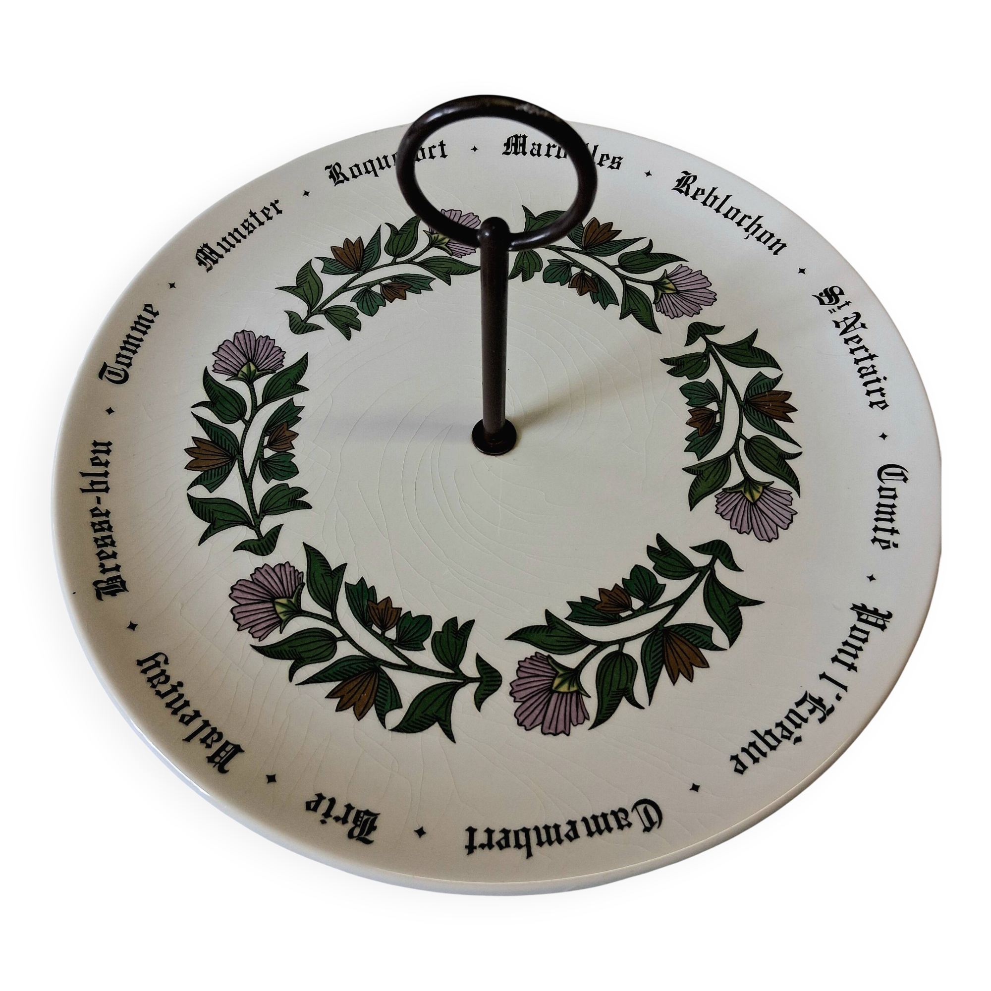 Ceramic cheese platter from Gien in good condition.