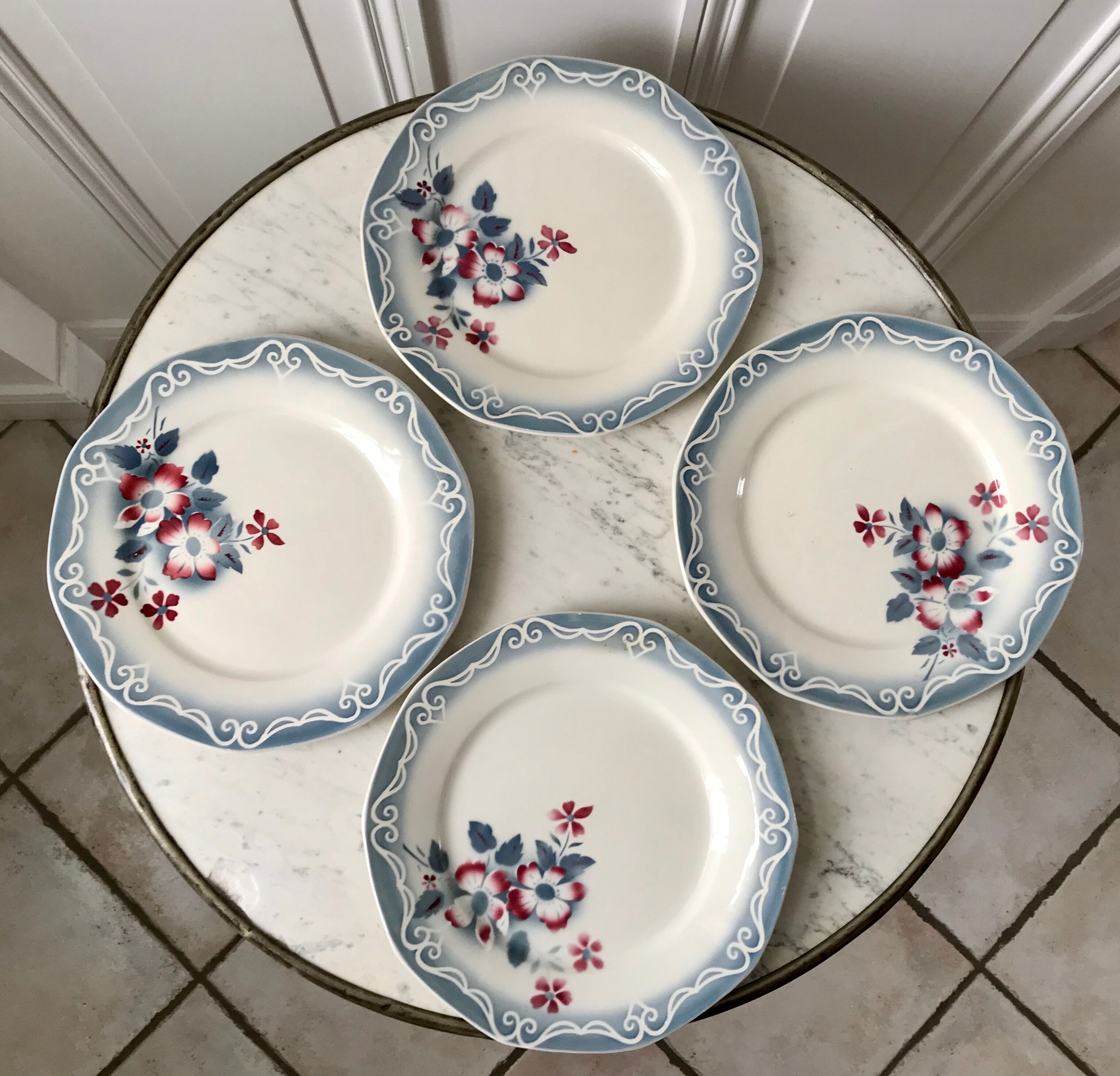 Set of 4 flat plates Digoin Sarreguemines model "Orthez" years 20-30
