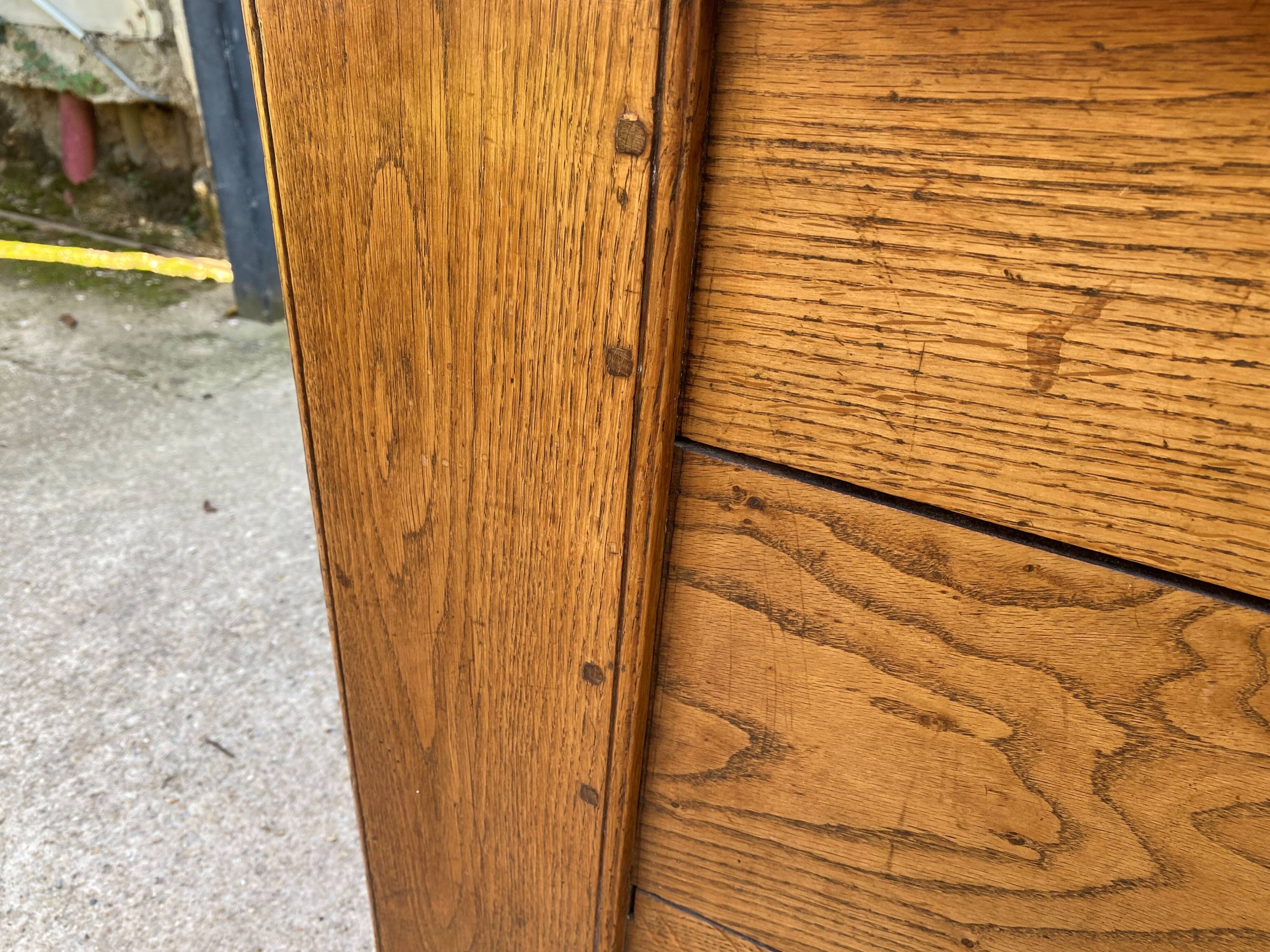 Antique 19th century solid oak hut