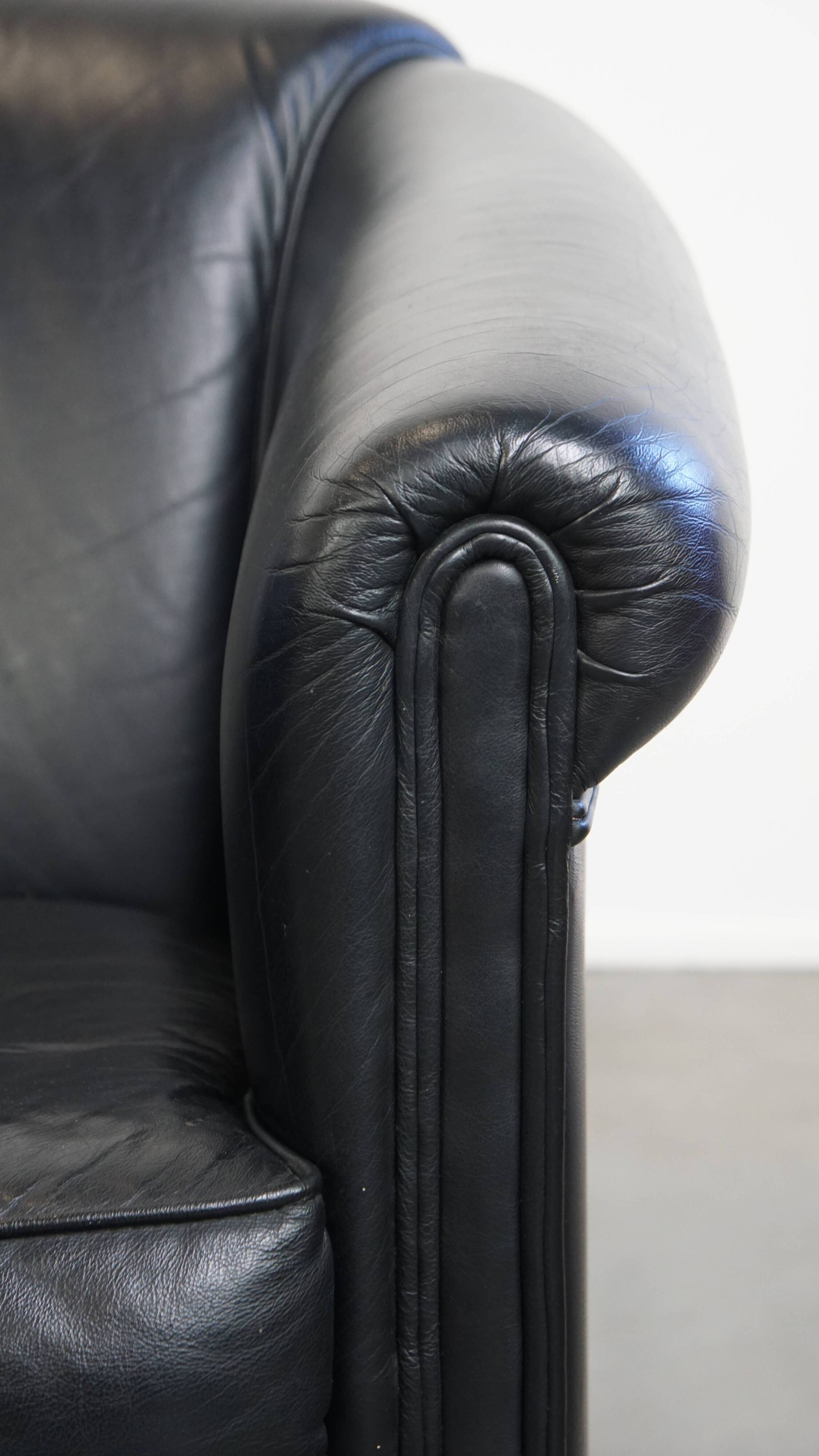 Set of 2 Black Cowhide Leather Club Chairs in English Style