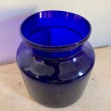 Vase en verre bleu